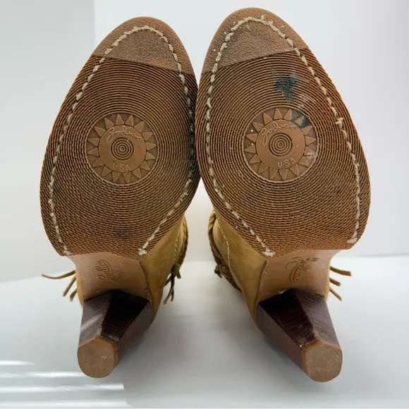 Vintage Zodiac size 7.5 Women’s Tan Braided Leather Heeled Tall Western Boots
