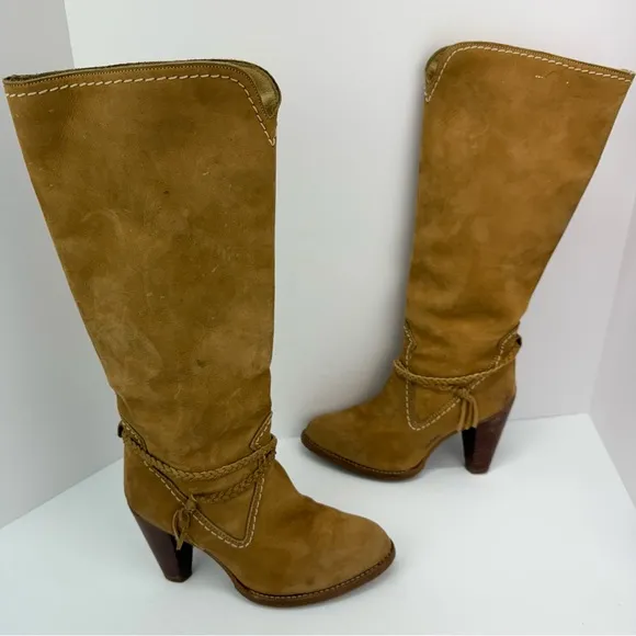 Vintage Zodiac size 7.5 Women’s Tan Braided Leather Heeled Tall Western Boots