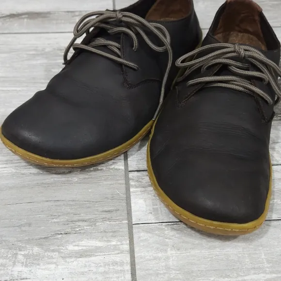 VIVOBAREFOOT Minimalist Pittards Wild Hide Hand Finished Leather Oxford Loafer