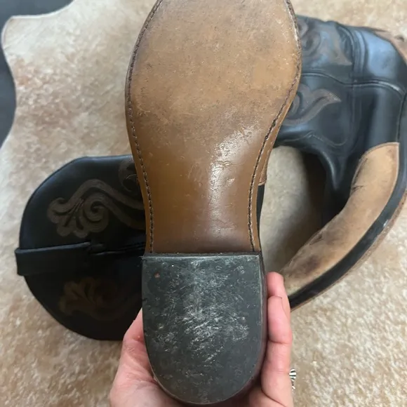 VTG 70s hand tooled leather cowgirl wedding festival boho Durango Boots 8.5
