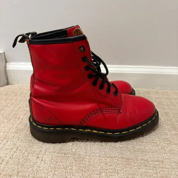 Vtg 90s Dr‎ Martens MADE IN ENGLAND 8 Eyelet Boots Cherry Red Mens Size 4 EUR 36