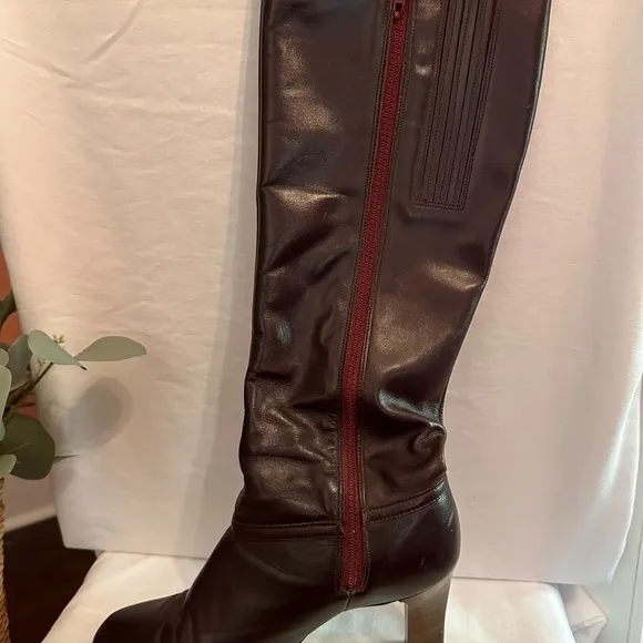Vtg| Cobbies | knee high | side zipper | maroon | 1970’s | stacked heel | boots