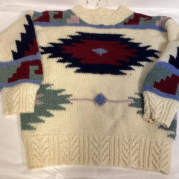 VTG Susann D hand knitted Shetland Wool Womens sweater size Medium Aztec design