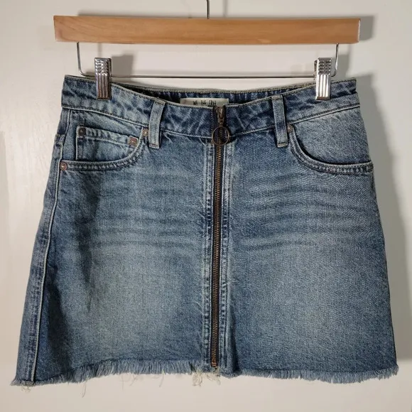 We The Free Free People Denim Mini Zip-Up Skirt | Free People Skirt | Size 26