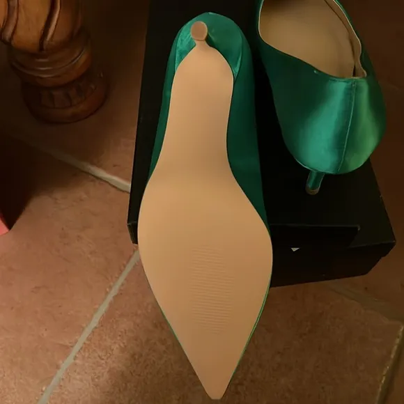 Women Fashion Pointed Toe Slip On Comfort Basic Kitten Heel Pumps Shoes. Satin