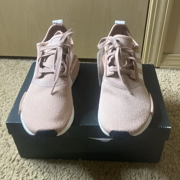 WOMEN'S Adidas NMD R1 Shoes Color: Ash Pearl Size: 8.5