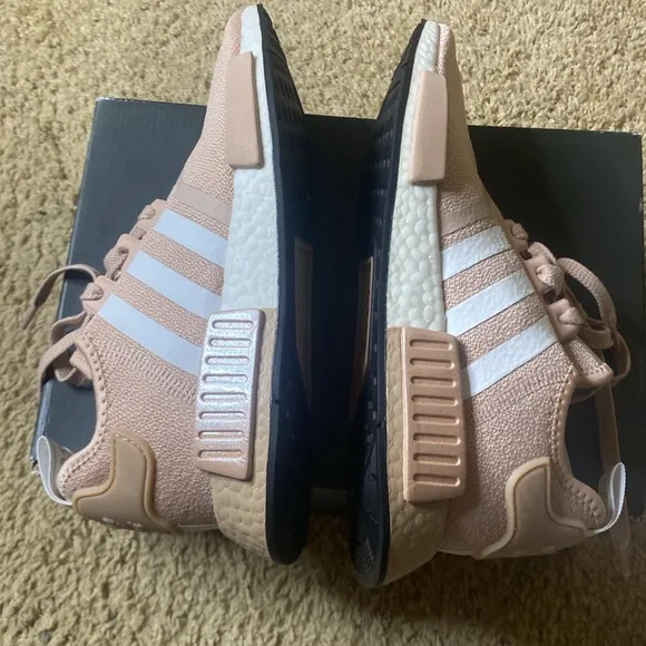 WOMEN'S Adidas NMD R1 Shoes Color: Ash Pearl Size: 8.5