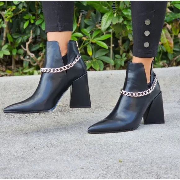 Women's Black Block Heel Chelsea Boots
