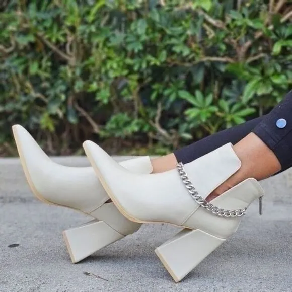 Women's Block Heel Chelsea Boots Off White Color