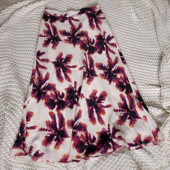 Women’s Equipment Skirt with Multi Color Palm Print size 4