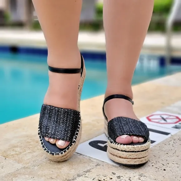 Women's Espadrille Wedge Sandal Black Woven Color