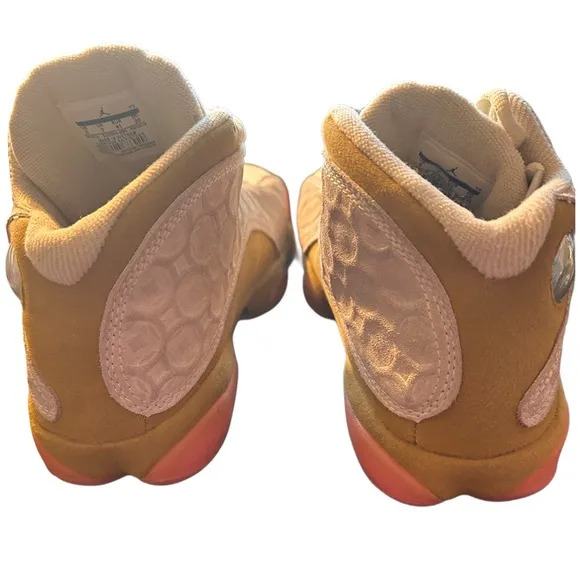 WOMEN’S JORDAN ‘B’ RETRO 2013 SIZE 8 SUEDE