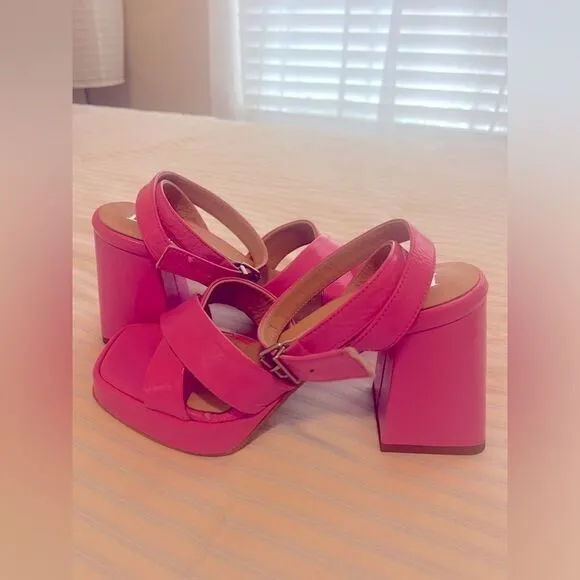 Women's Simple Platform Chunky Heel Sandal in Cosmic Pink! NWOT Size 36 (6)