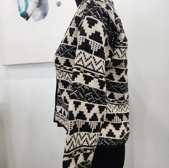 WOMEN'S size Small,  cutest black &amp; white Aztec blazer jacket by [ Bedford Fair]