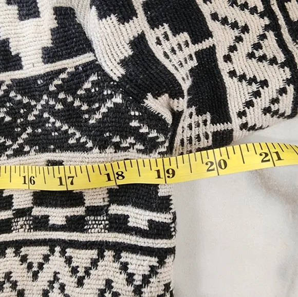 WOMEN'S size Small,  cutest black &amp; white Aztec blazer jacket by [ Bedford Fair]