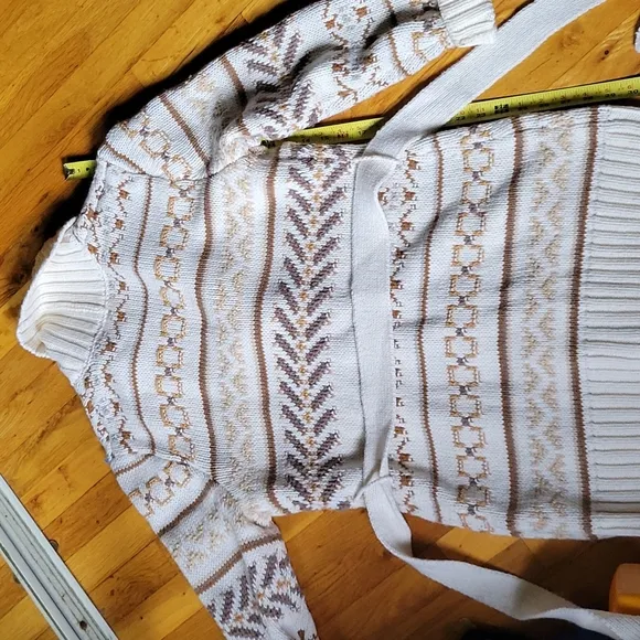 Wool blend fair isle cream tan  southwestern rustic belted sweater large