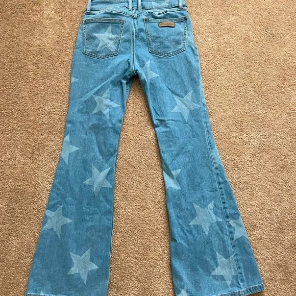 Wrangler Retro Mae Star Flare Jean in Alice Sz 28