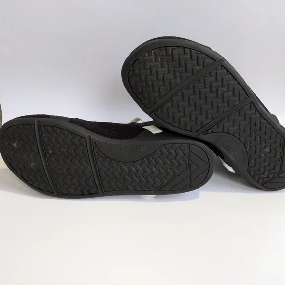 Xeroshoes Men's Toronto Shoes Sz 10.5 Minimalist Casual Comfort Black White