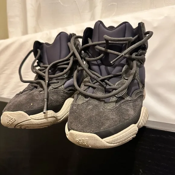 Yeezy adidas Black and Gray Sneakers with Chunky Silhouette and Soft Upper