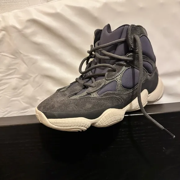 Yeezy adidas Black and Gray Sneakers with Chunky Silhouette and Soft Upper