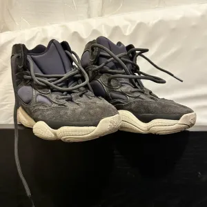 Yeezy adidas Black and Gray Sneakers with Chunky Silhouette and Soft Upper