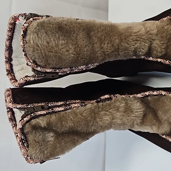 Yodelers Leather Sherpa Lined Boots Sz 8