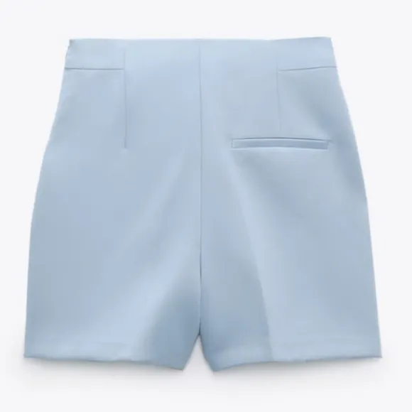 Zara* bermuda blue shorts with gold buttons