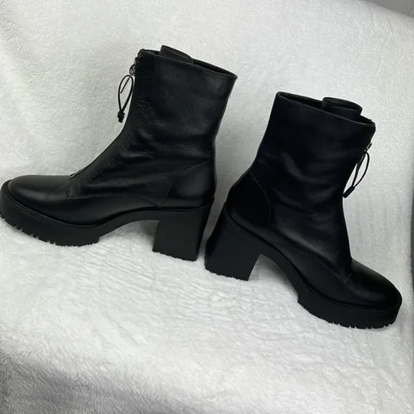 Zara Black Leather Chunky Front Exposed Zipper 90s Style Ankle Lug Y2K Boots