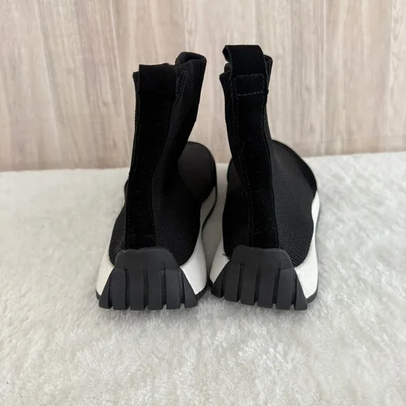 Zara Fabric High Top Black and White Minimalist SneakersSize 8