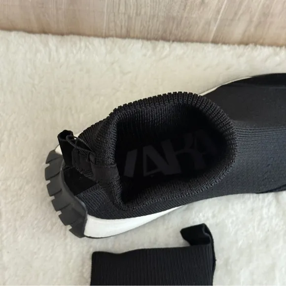 Zara Fabric High Top Black and White Minimalist SneakersSize 8